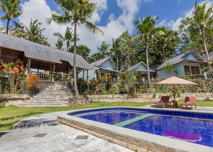 Lodge Ume Sari Nusa Batumadeg