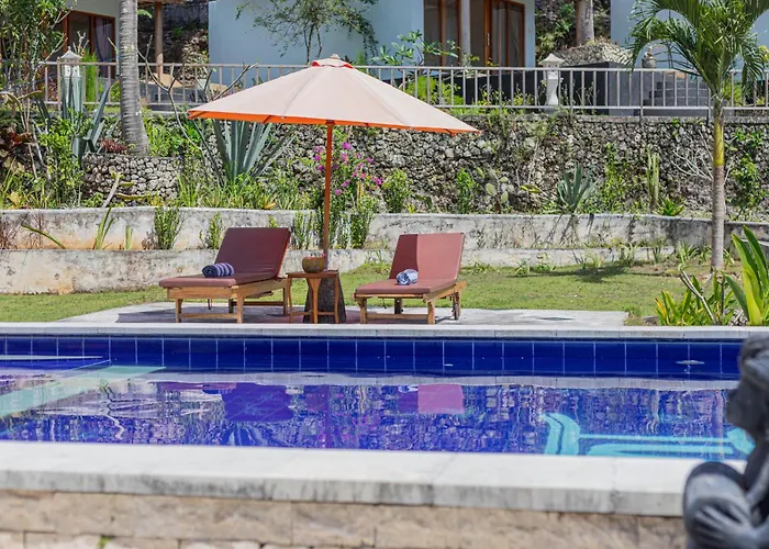 Lodge Ume Sari Nusa Batumadeg