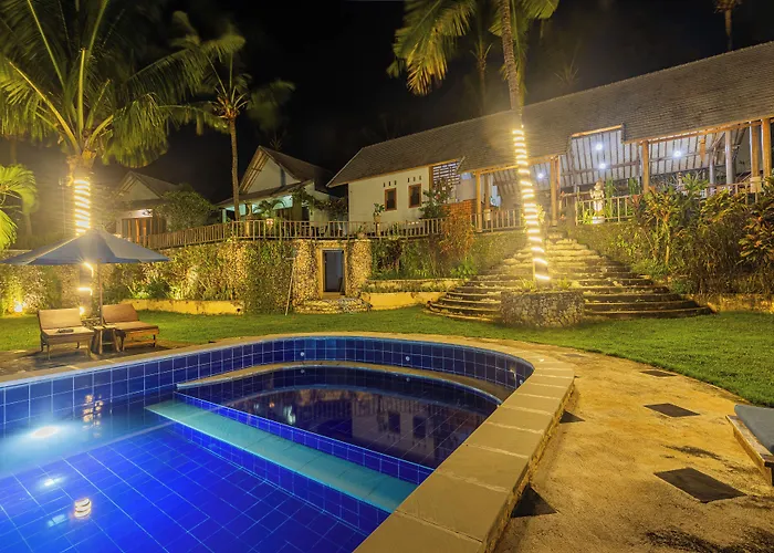Lodge Ume Sari Nusa Batumadeg